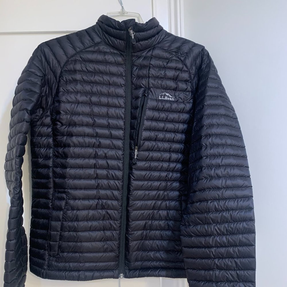 Men's LL Bean Ultralight Insulated Down Jacket